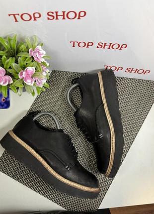 Оригінальні шкіряні туфлі clarks 8