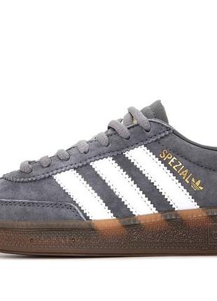 Spezial grey white 6