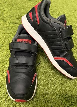 Кроссовки adidas(оригинал)