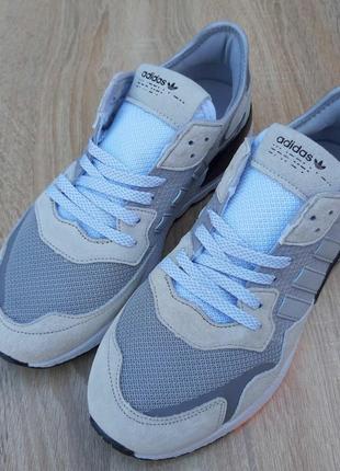 Відмінні чоловічі кросівки adidas nite jogger світло-сірі8 фото