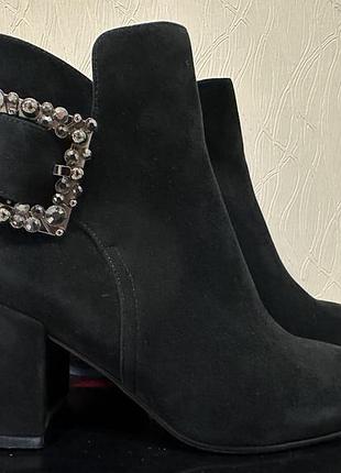 Черевики жіночі veritas замшеві чорні