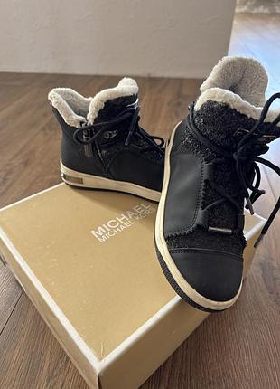 Дитячі черевики для дівчинки michael kors, р32