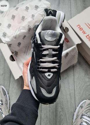 New balance 725 black/white 5