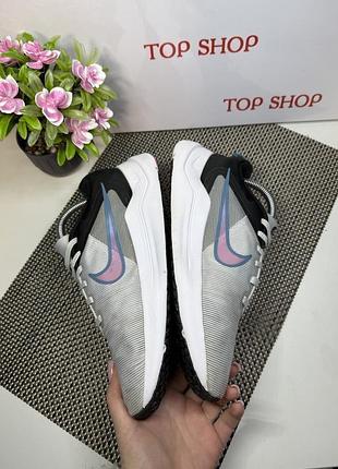 Оригінальні кросівки nike 4