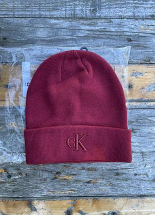 Новая зимняя шапка calvin klein ( ck red hat ) с америки