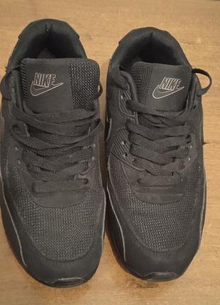 Кросівки чоловічі nike чорні, розмір 38