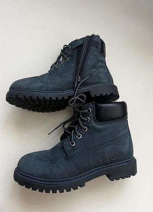 Нові шкіряні темно- сині дитячі черевики бренду як timberland
