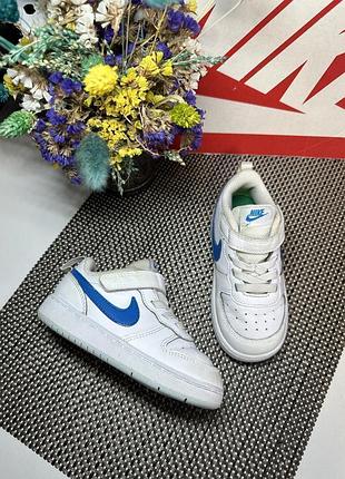 Оригінальні кросівки nike