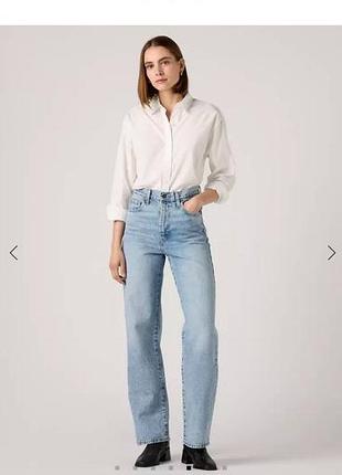 Жіночі прямі джинси з високою посадкою (high-waisted straight jeans) у світло-блакитному відтінку (колір charlie boy — light wash) від бренду levi's.