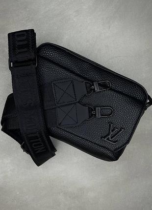 Мужская черная сумка louis vuitton 4