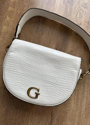 Сумка для жінок guess біла, маленька, зі штучної шкіри