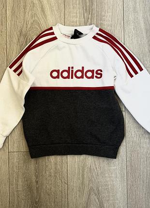Світшот унісекс adidas триколірний спортивний білий з червоним логотипом та темно-сірим низом 70% вовна на 4-5 років
