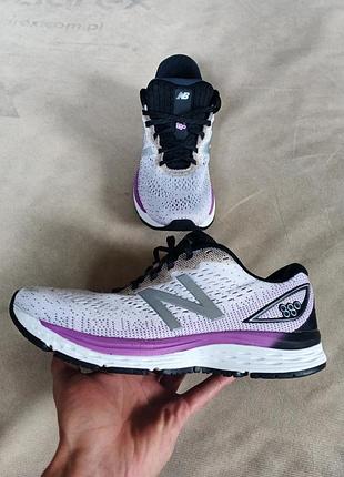 Оригінальні жіночі бігові кросівки new balance 880 v9