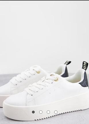 Кроссовки женские от kurt geiger. размер по набору 41.
