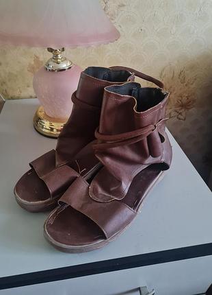 Босоножки женские