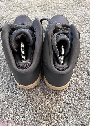 Жіночі кросівки jordan 23 38 5