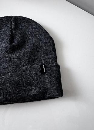 Шапка унісекс pull&bear сіра 2