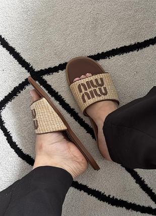 Miu miu raffia slide sandals beige 9
