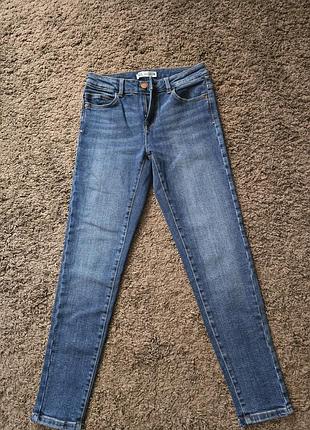 Джинсы zara