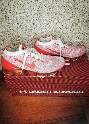 Кросівки жіночі nike vapormax рожеві, червоні