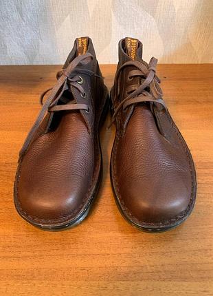 Ботинки dr. martens sussex chukka