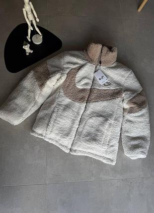 Двусторонняя куртка nike cocca cream white 6