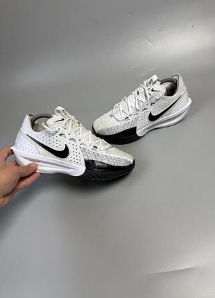 Кросівки унісекс nike g.t. cut 3 basketball shoes white dv2913-102