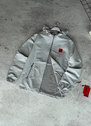 Чоловіча вітровка hugo boss 5