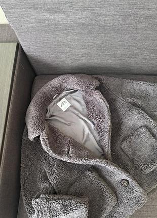 Коричнева мʼяка шубка zara 3