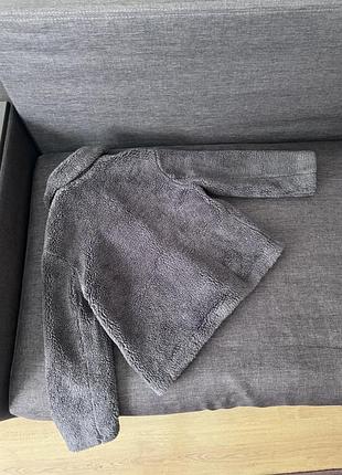 Коричнева мʼяка шубка zara 4