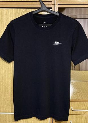 Футболка nike nsw club dt tee black.оригинал.