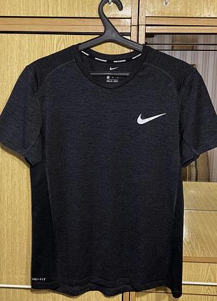 Футболка nike dri-fit running.оригинал.