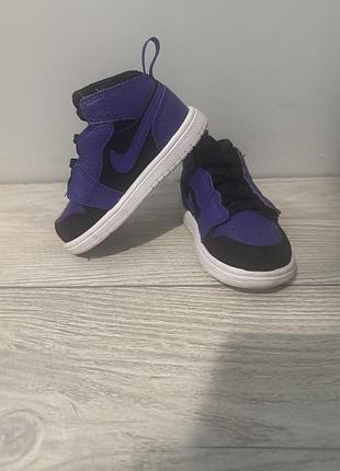Кросівки дитячі nike фіолетові