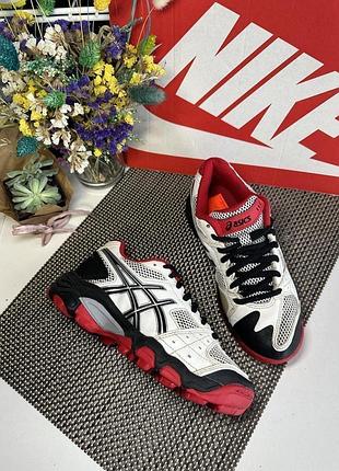 Оригинальные кроссовки asics