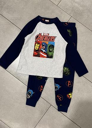 Піжама primark marvel avengers 5-6 років 116 см, тепла, комплект