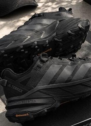 Чоловічі кросівки adidas terrex gore-tex