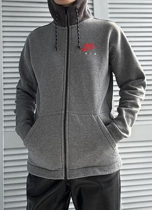 Зіпка дуже тепла  nike 3