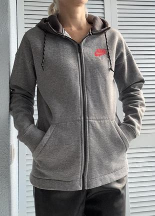 Зіпка дуже тепла  nike