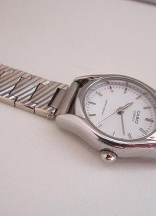 Годинник жіночий "casio" кварц 6