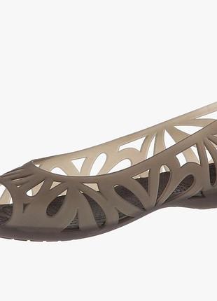 Женские балетки crocs adrina iii flat  с открытым носком.