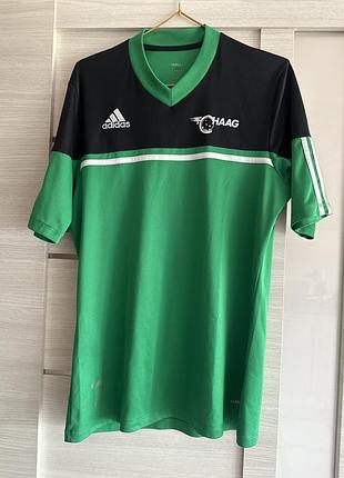 Зелено-чорна футбольна футболка adidas з білою горизонтальною смугою та логотипом спонсора «haag» на грудях
