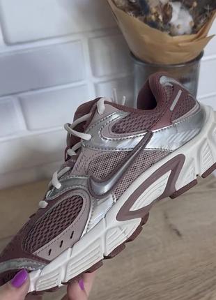 Оригінал кросівки жіночі nike v5 rnr найк кроси