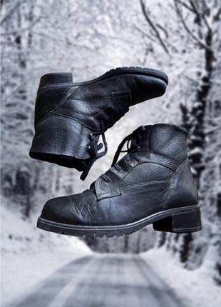 Зимові шкіряні черевики elastomere made in italy оригінальні чорні