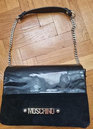Женская сумочка фирмы moschino