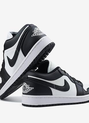 Jordan 1 low black white 5