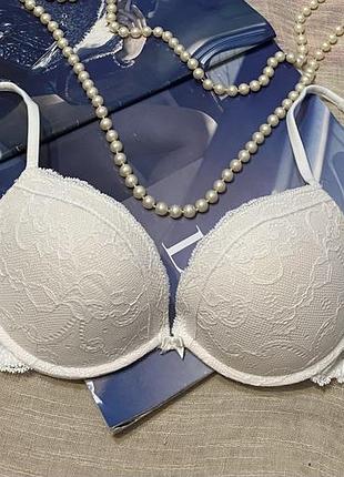 Intimissimi восхитительный белый бюст с кружевом