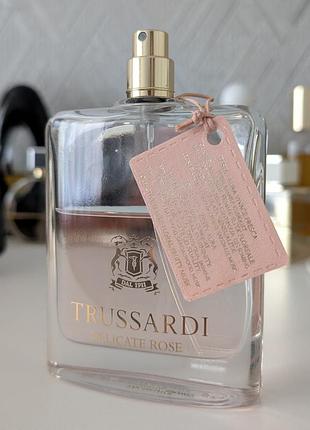Trussardi delicate rose, 60/100 ml оригінал