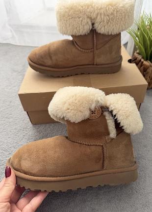 Жіночі красиві сапоги ugg bailey button оригінал 38 р 4