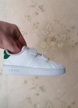 Кросівки adidas на стопу 13,5 см