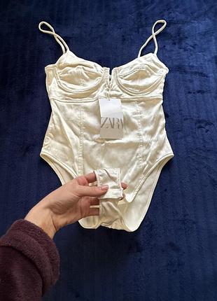 Жіноче боді zara молочного кольору 3
